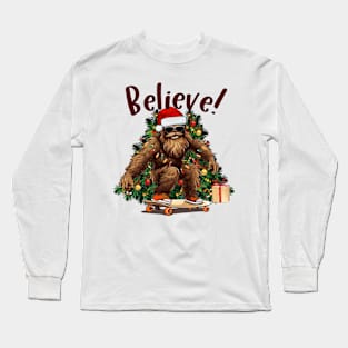Believe in big foot Christmas Weird Funny Long Sleeve T-Shirt